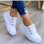 Sneakers Donna Casual Basse con Bottoni Dorati Decorativi