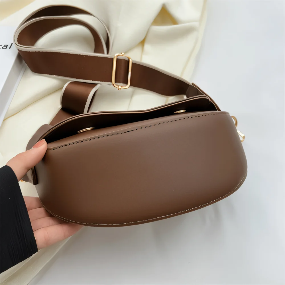 Damen-Satteltasche Halbmond aus Kunstleder