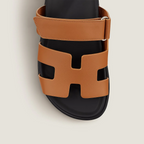 Luxuriöse, bequeme Sandalen