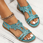 Flache Sandalen mit Strass im Boho-Stil