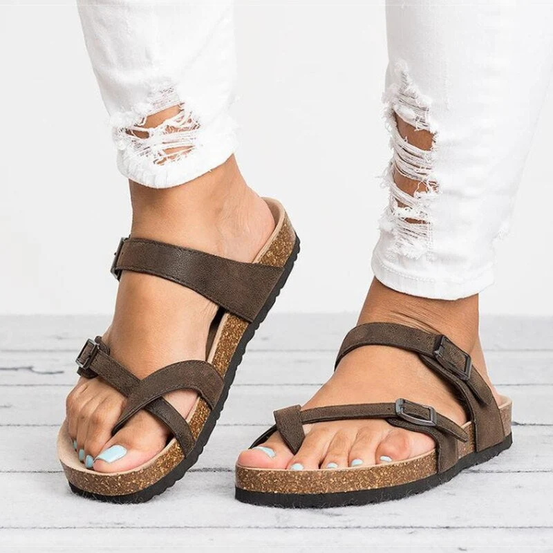 Bequeme, verstellbare Sandalen