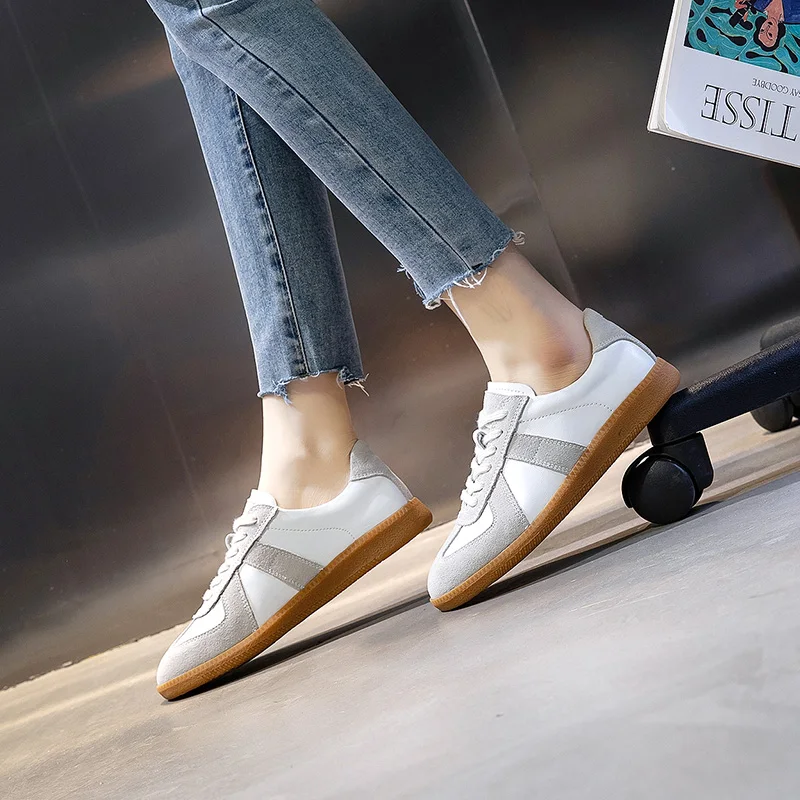 Sneaker Donna in similpelle Stile German Trainer con Suola in Gomma