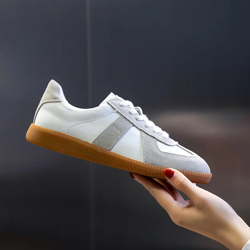Sneaker Donna in similpelle Stile German Trainer con Suola in Gomma