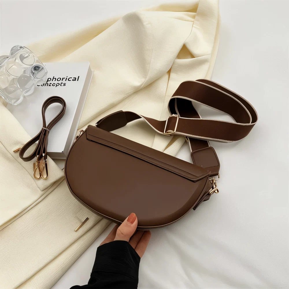 Damen-Satteltasche Halbmond aus Kunstleder
